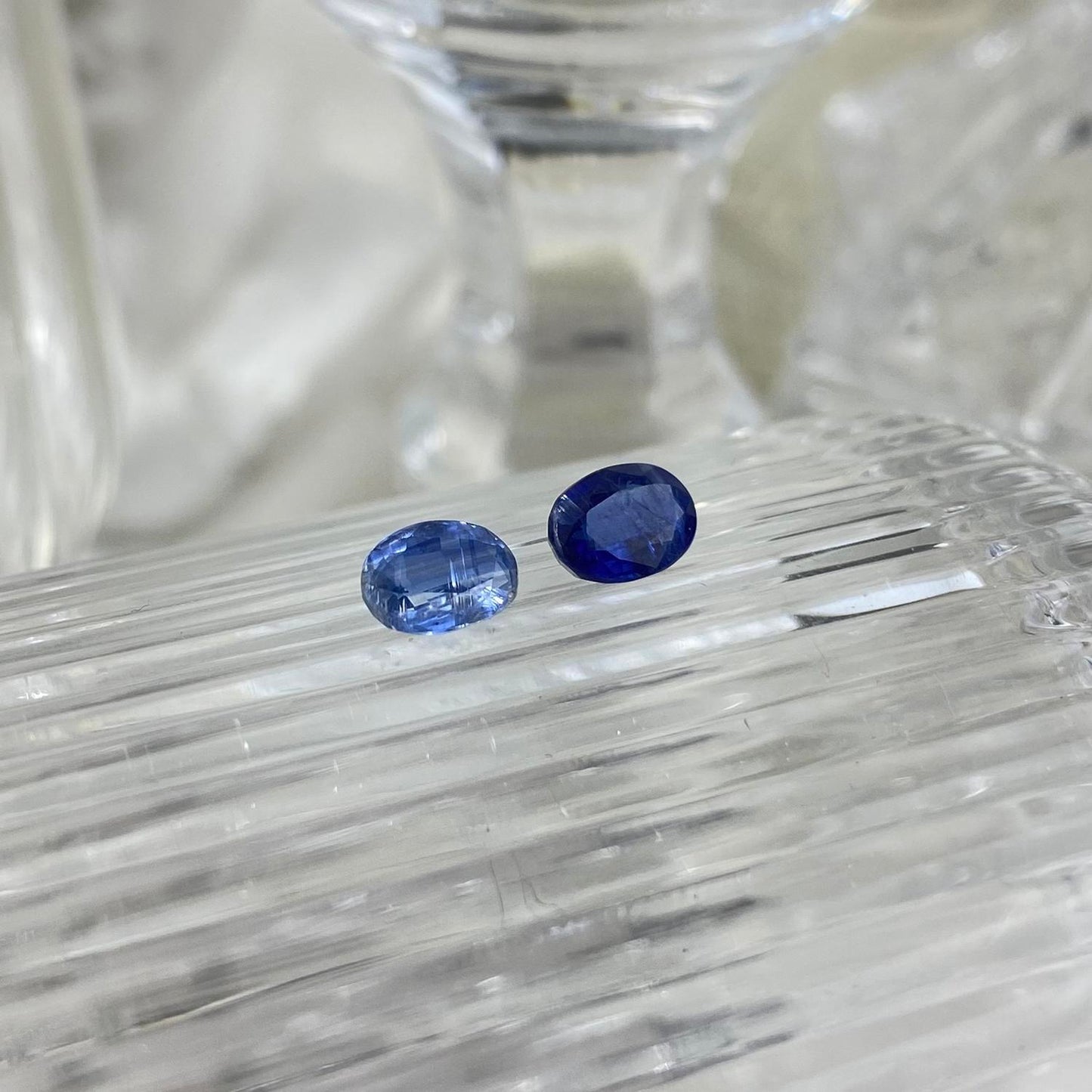 Kyanite Oval 7x5x5mm natural