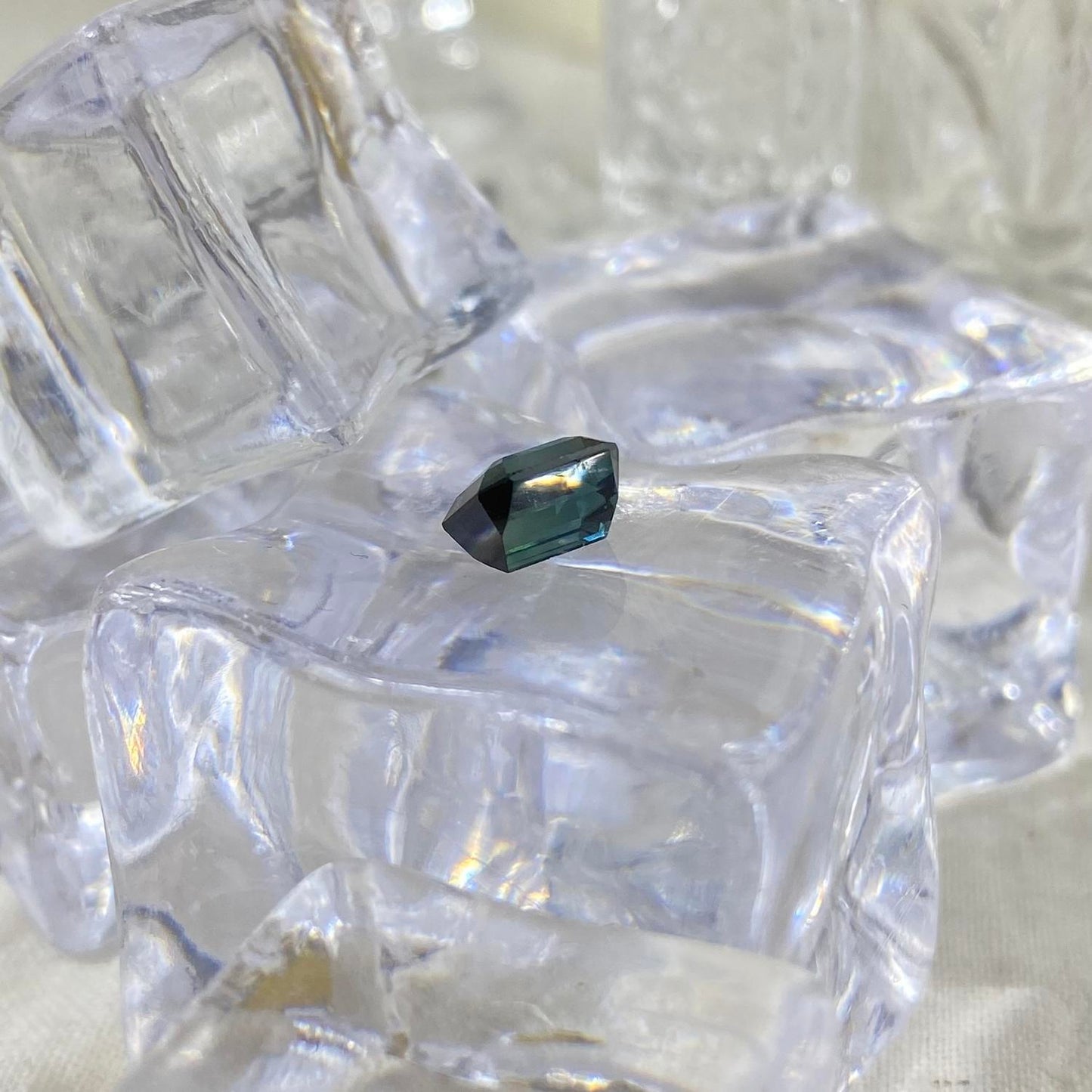 Green Tourmaline Octagon 6,5 x 6 x 4,1mm