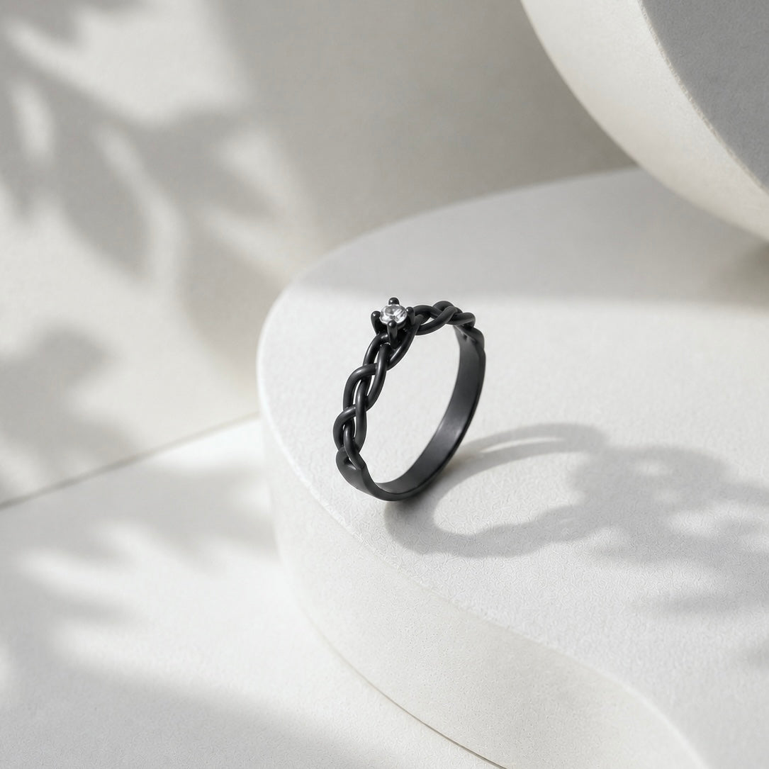 Braided Ring Black Doff