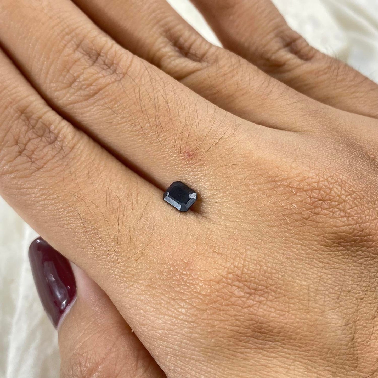 Blue Sapphire Madagascar 5,8x4,3mm 0,73ct