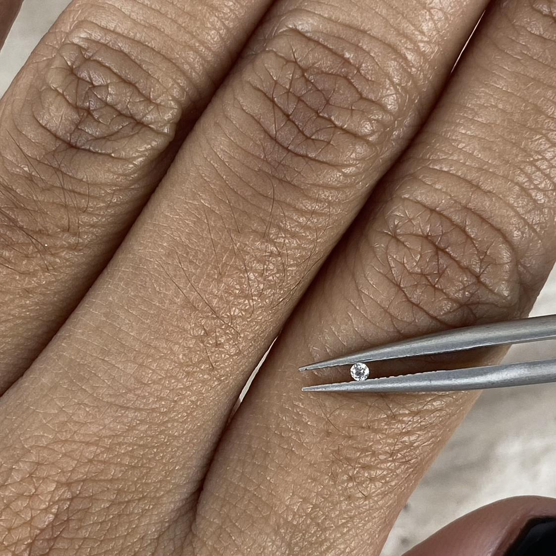 Natural White Diamond 0,0167 Carat 1,5mm