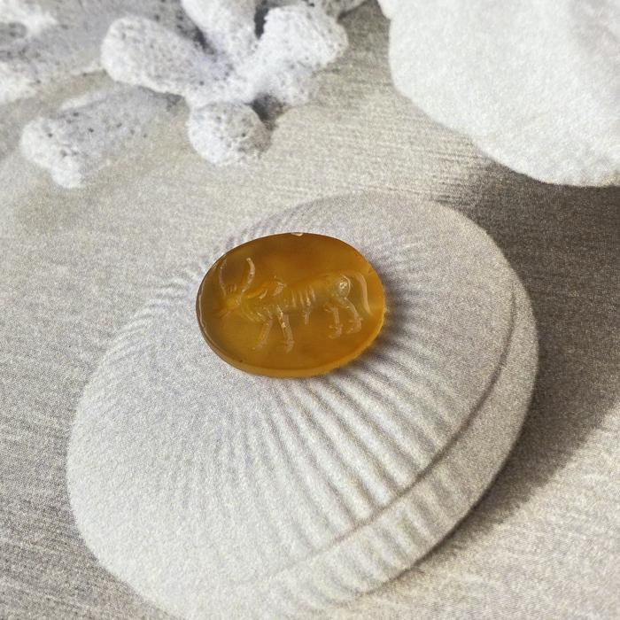 Gugalanna Carnelian Intaglio Oval 15 x 12,5 mm