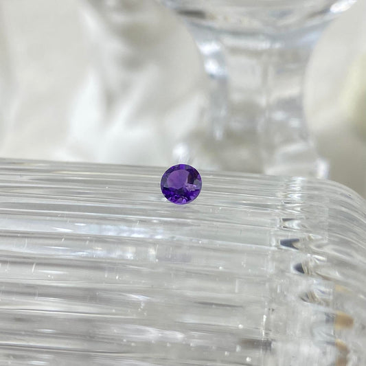 Amethyst Round 4mm natural