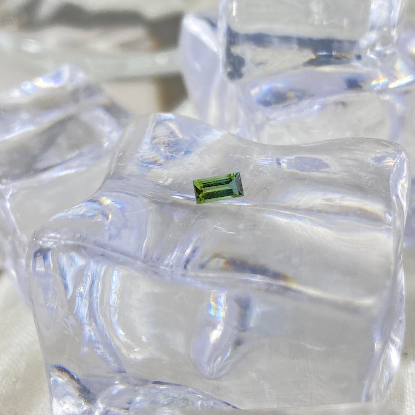 Green Tourmaline Baguette 4x2 mm