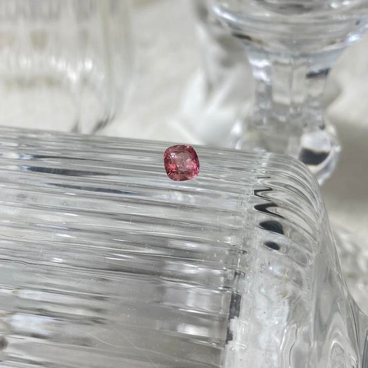 Pink Tourmaline Cushion 5x5x4,5mm