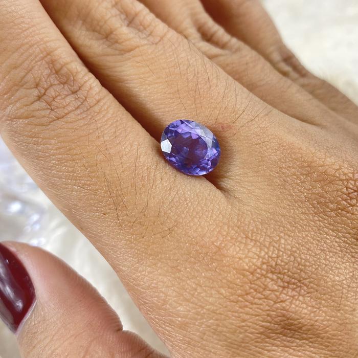 Calibrated Alexandrite Oval 9x7mm