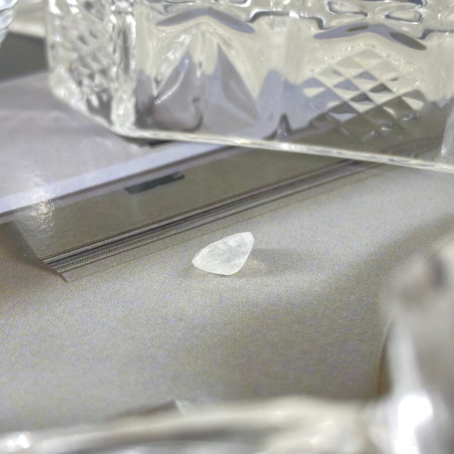 Moonstone Oval 6 x 8 mm natural