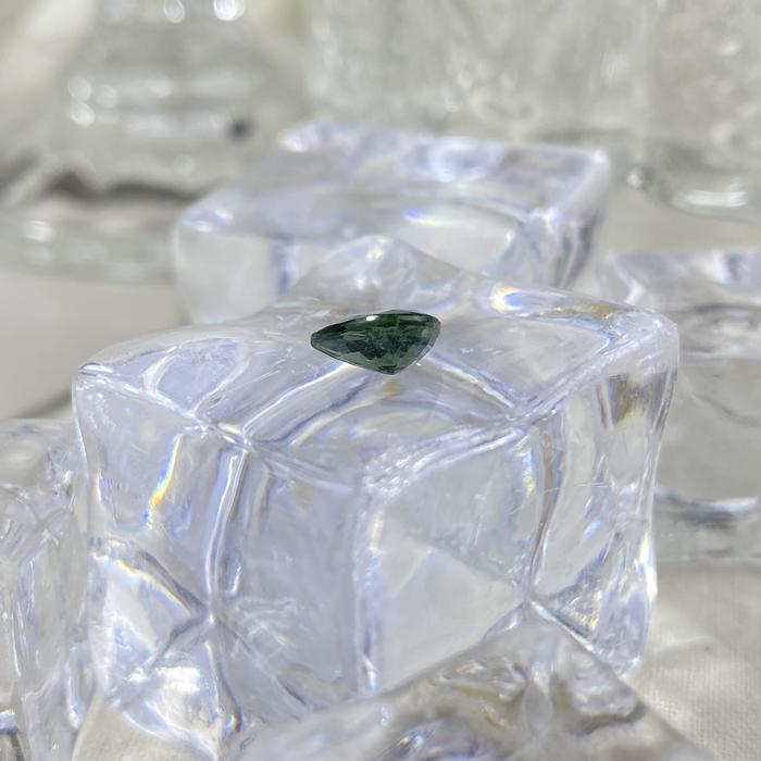 Teal Sapphire Pear 1,19ct 7,7 x 5,6mm