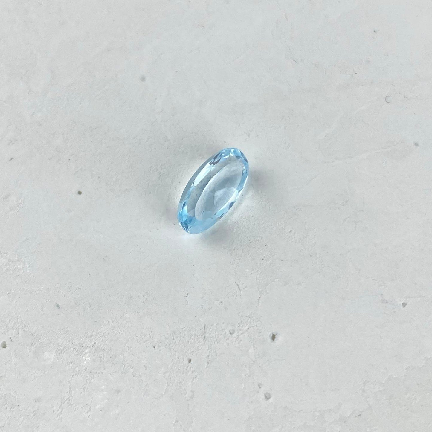 Natural Blue Topaz Oval 1,6ct
