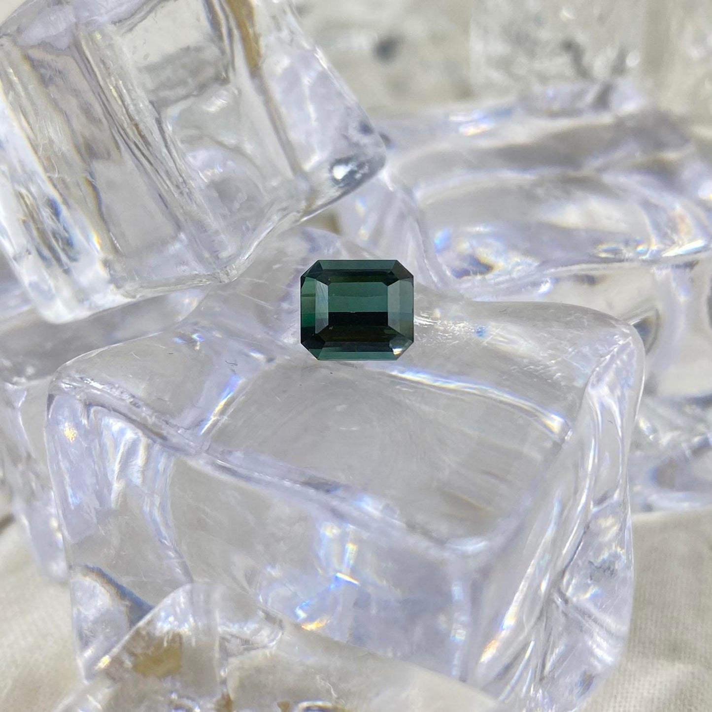 Green Tourmaline Octagon 6,5 x 6 x 4,1mm