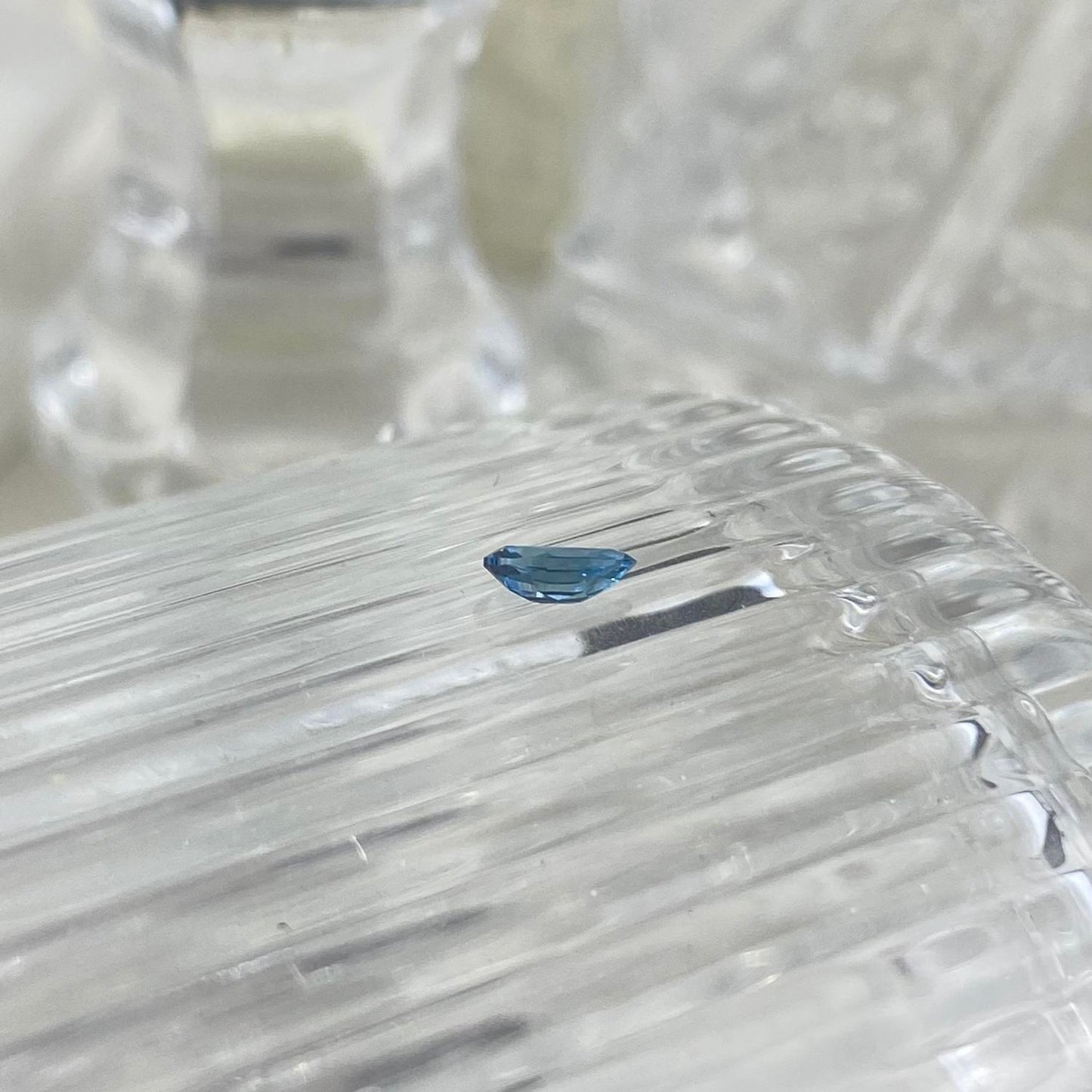 London Blue Topaz Oval 3x5 mm