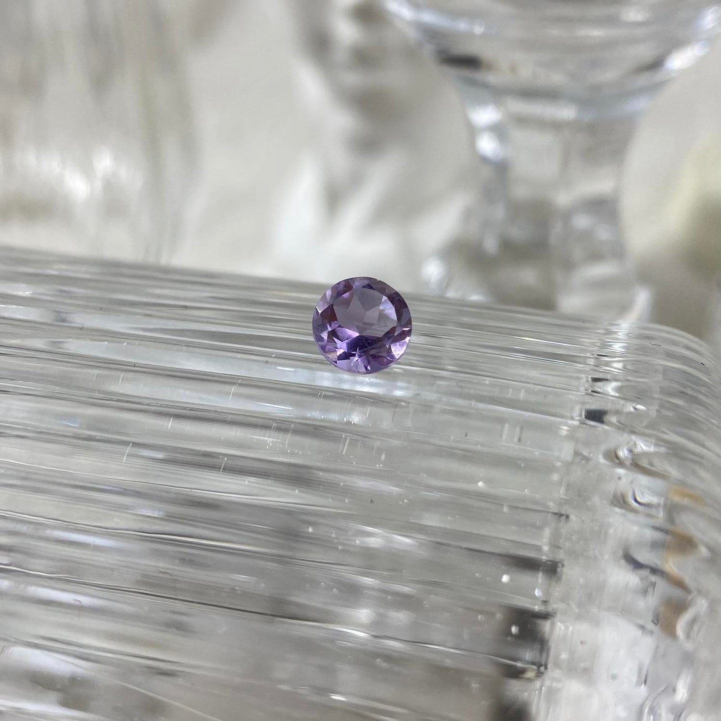 Pale Amethyst Round 6mm natural