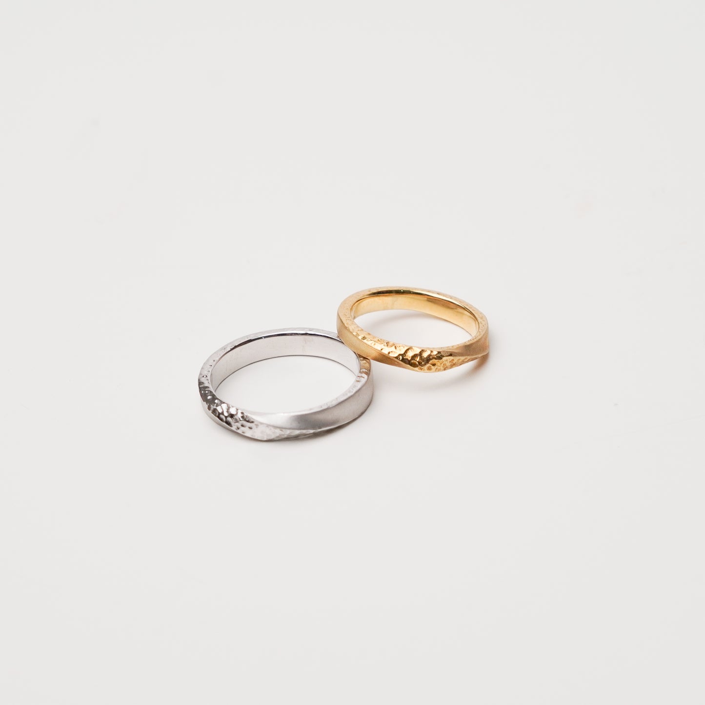 Mobius Hammered Ring