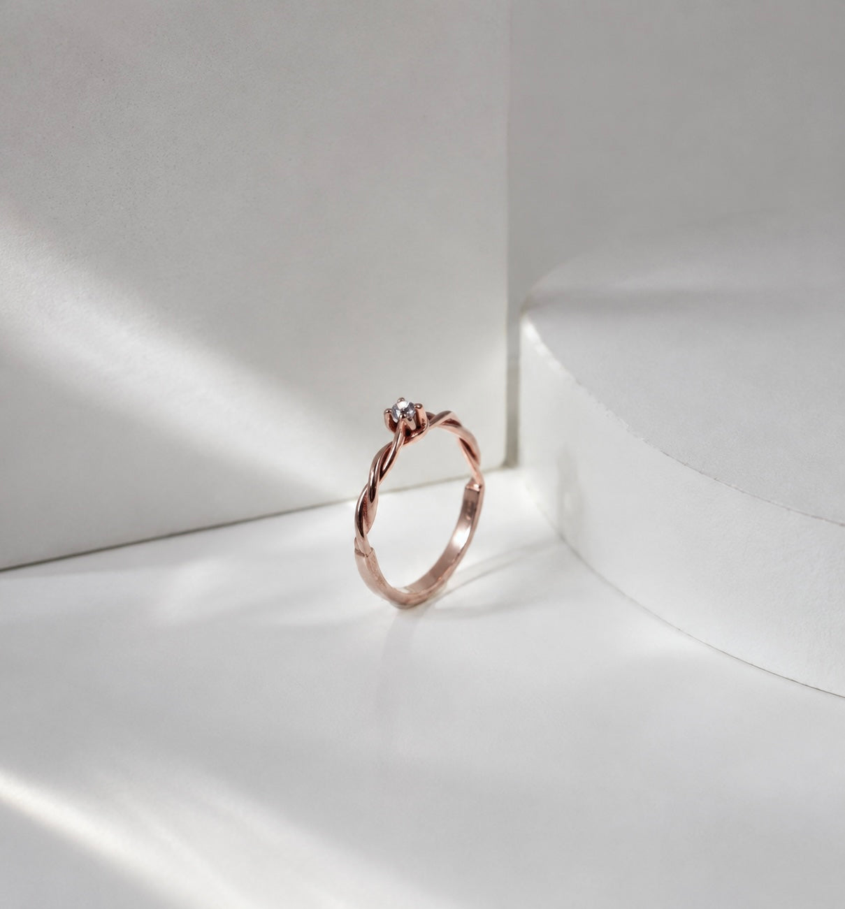 Silang Ring Rosegold Glossy