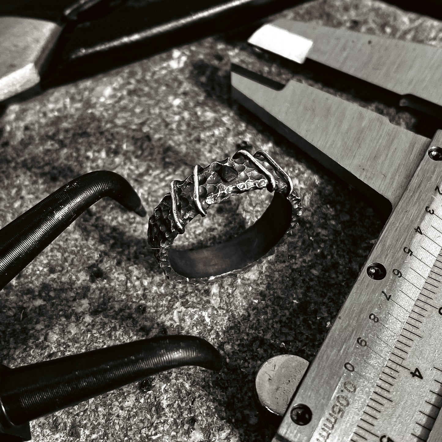 CEPURI BLACK DIAMOND RING