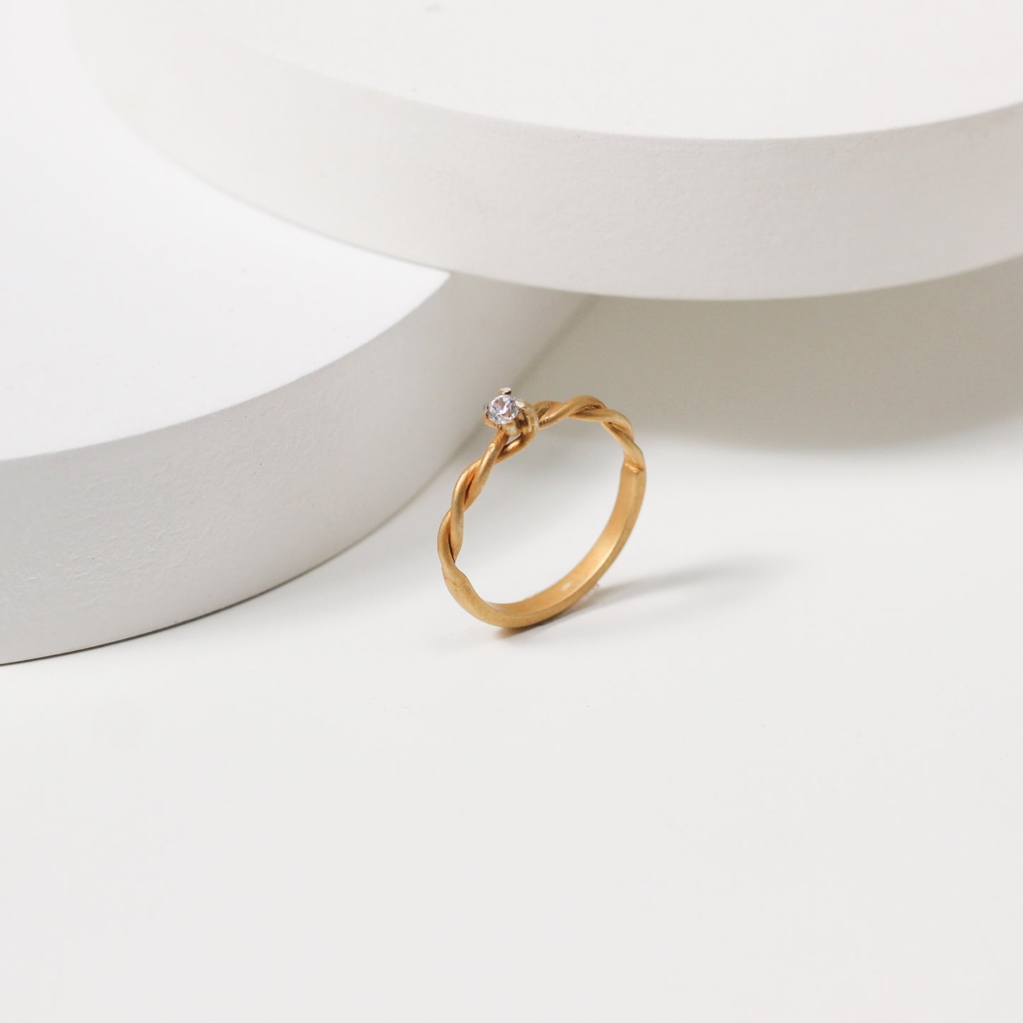 Silang Ring Gold Doff