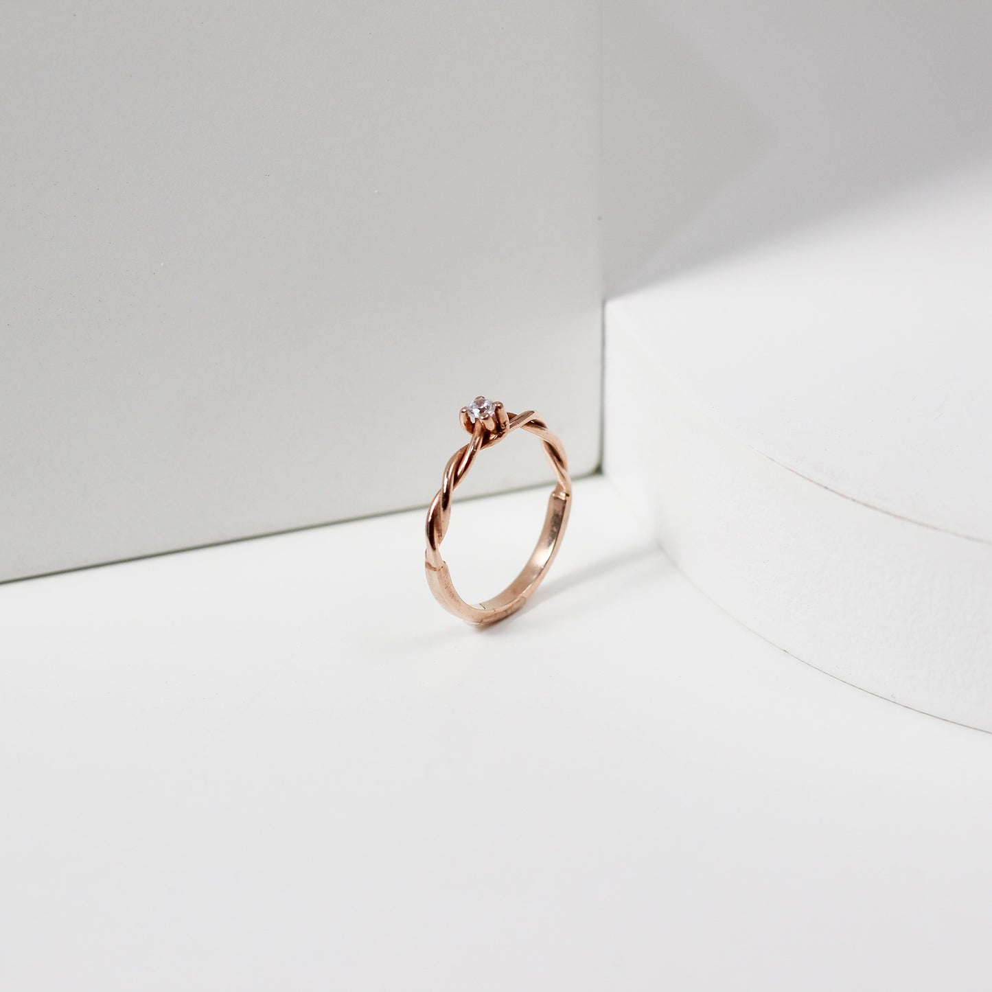 Silang Ring Rosegold Glossy