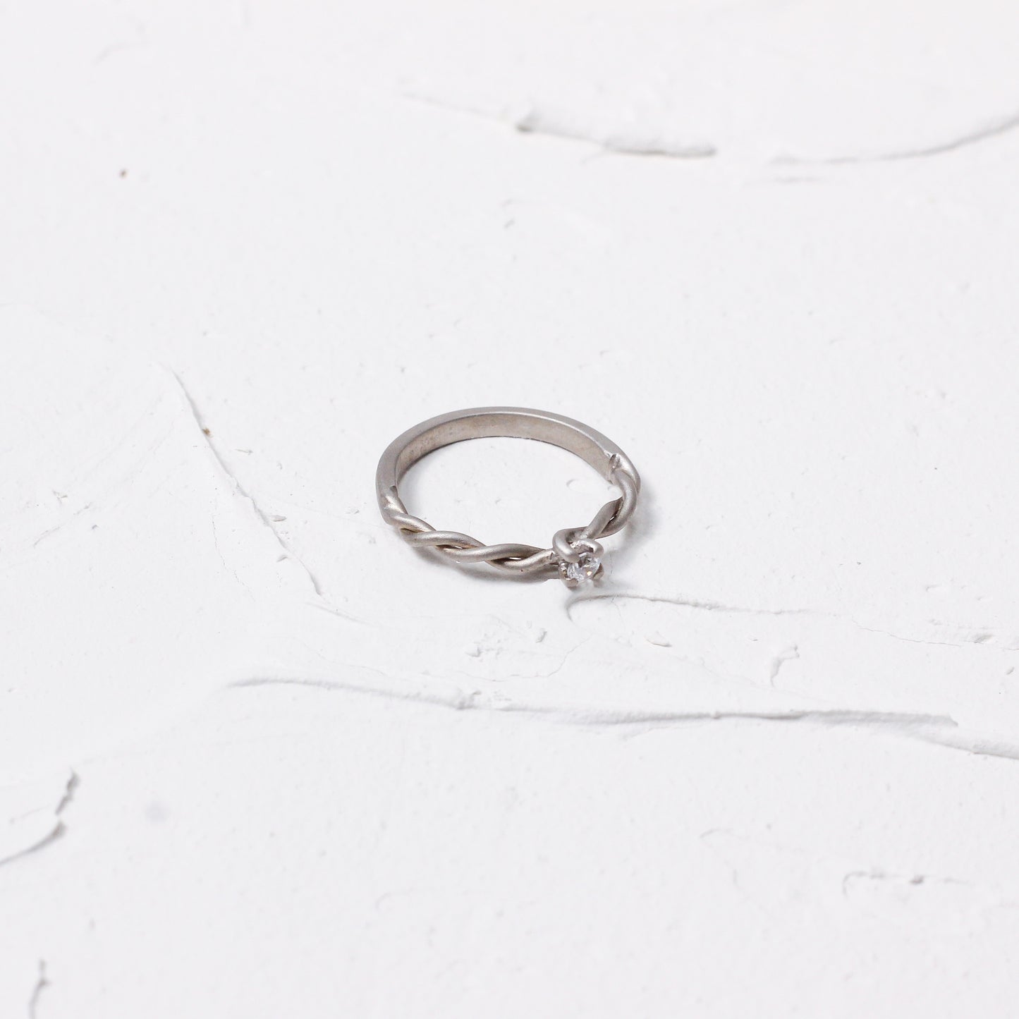 Silang Ring White Doff