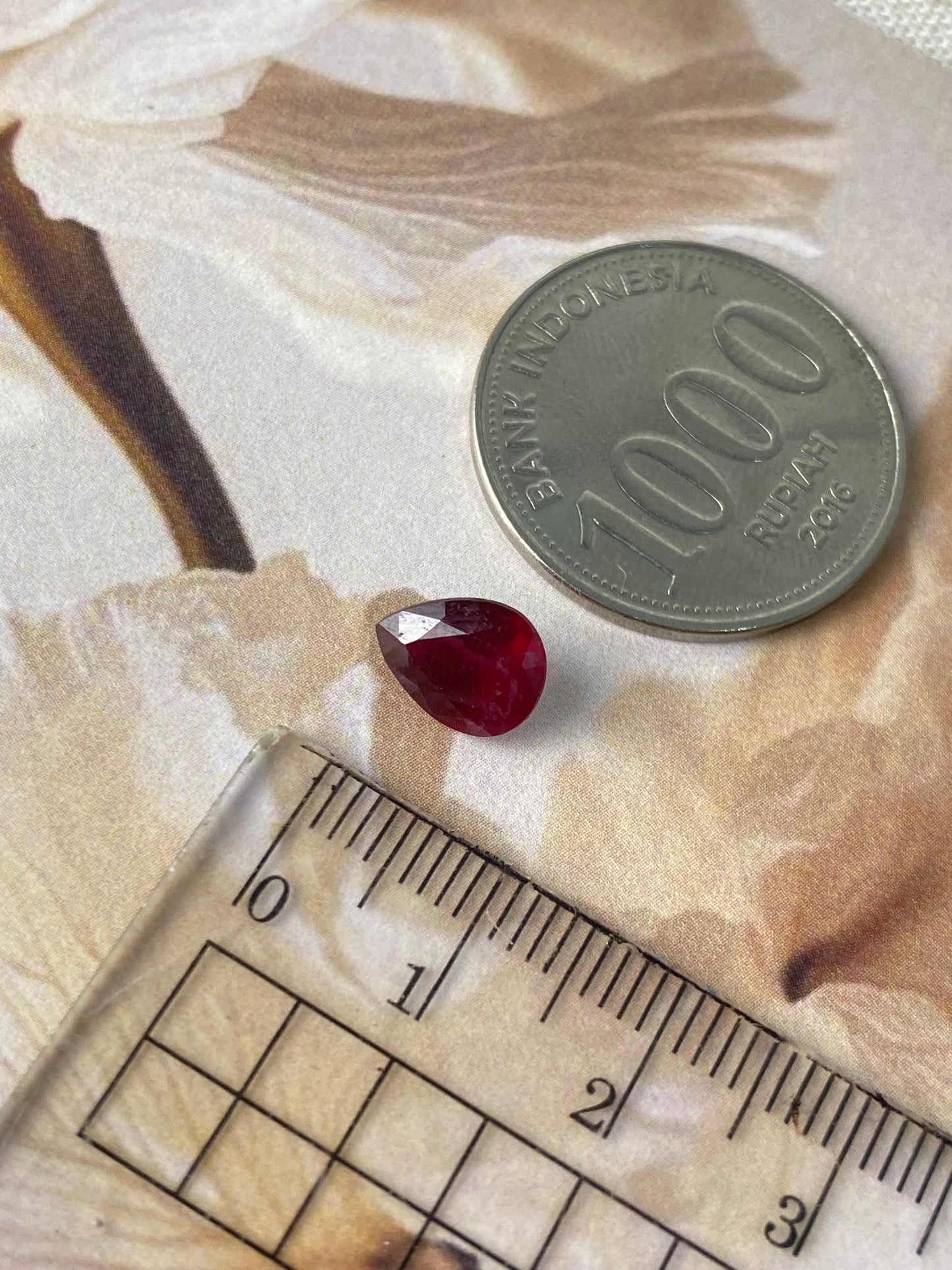 Red Ruby Pearcut 2,23ct 8,9x6,8x4,3mm