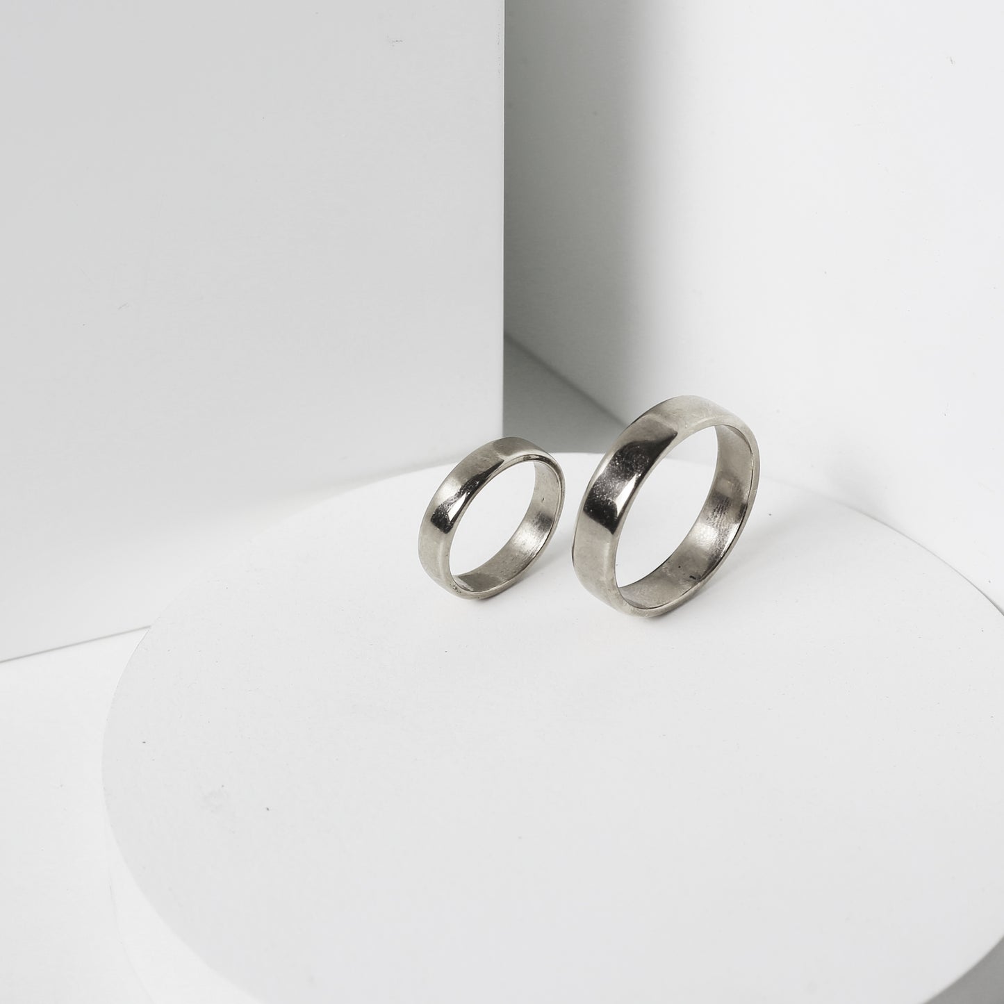 Basic Ring White