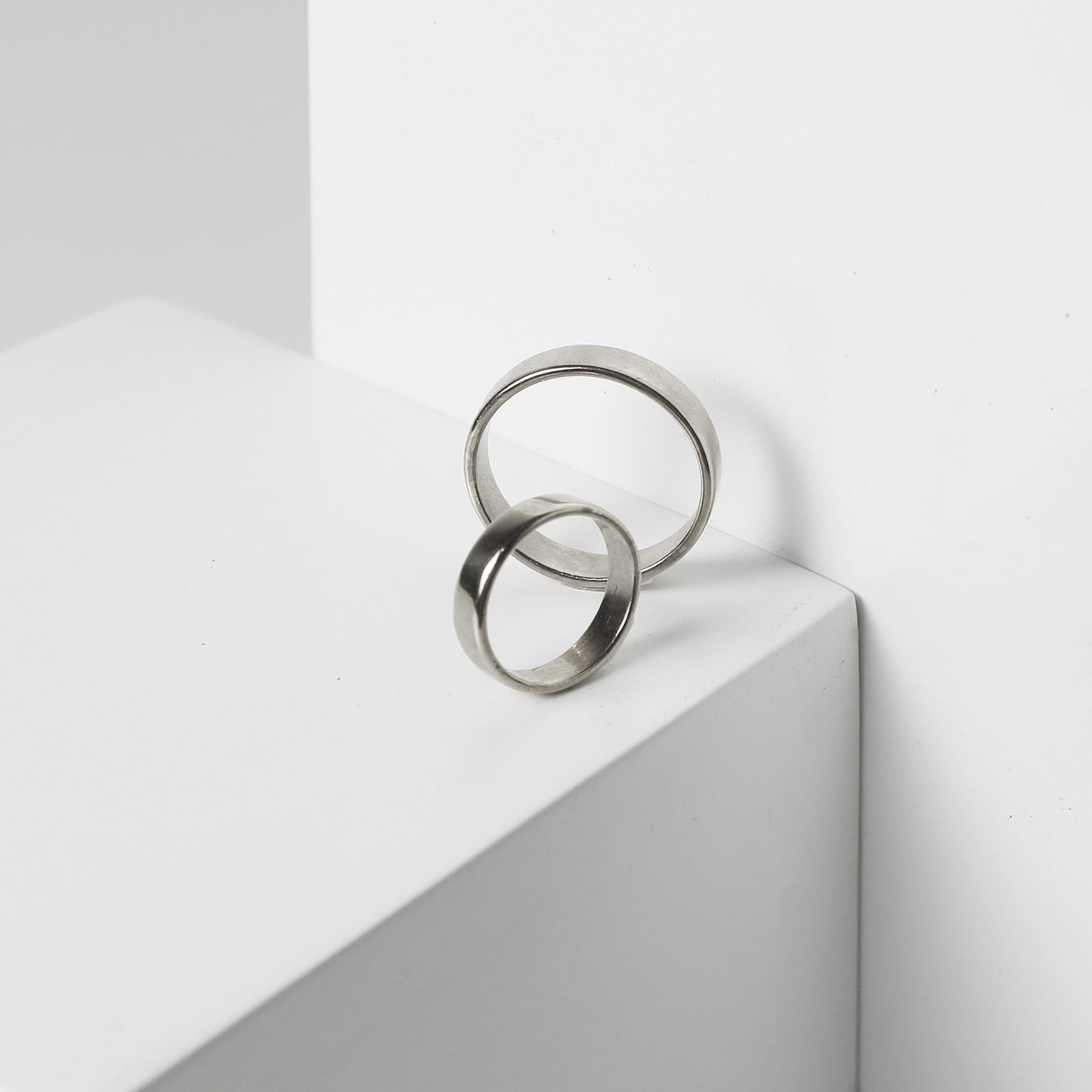 Basic Ring White