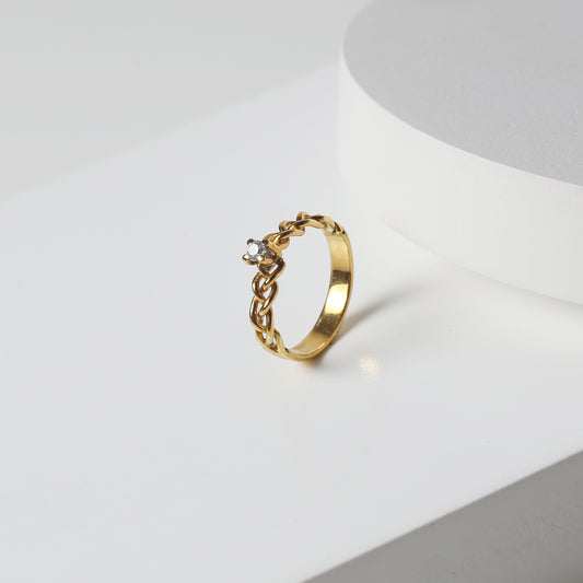 Braided Ring Gold Glossy