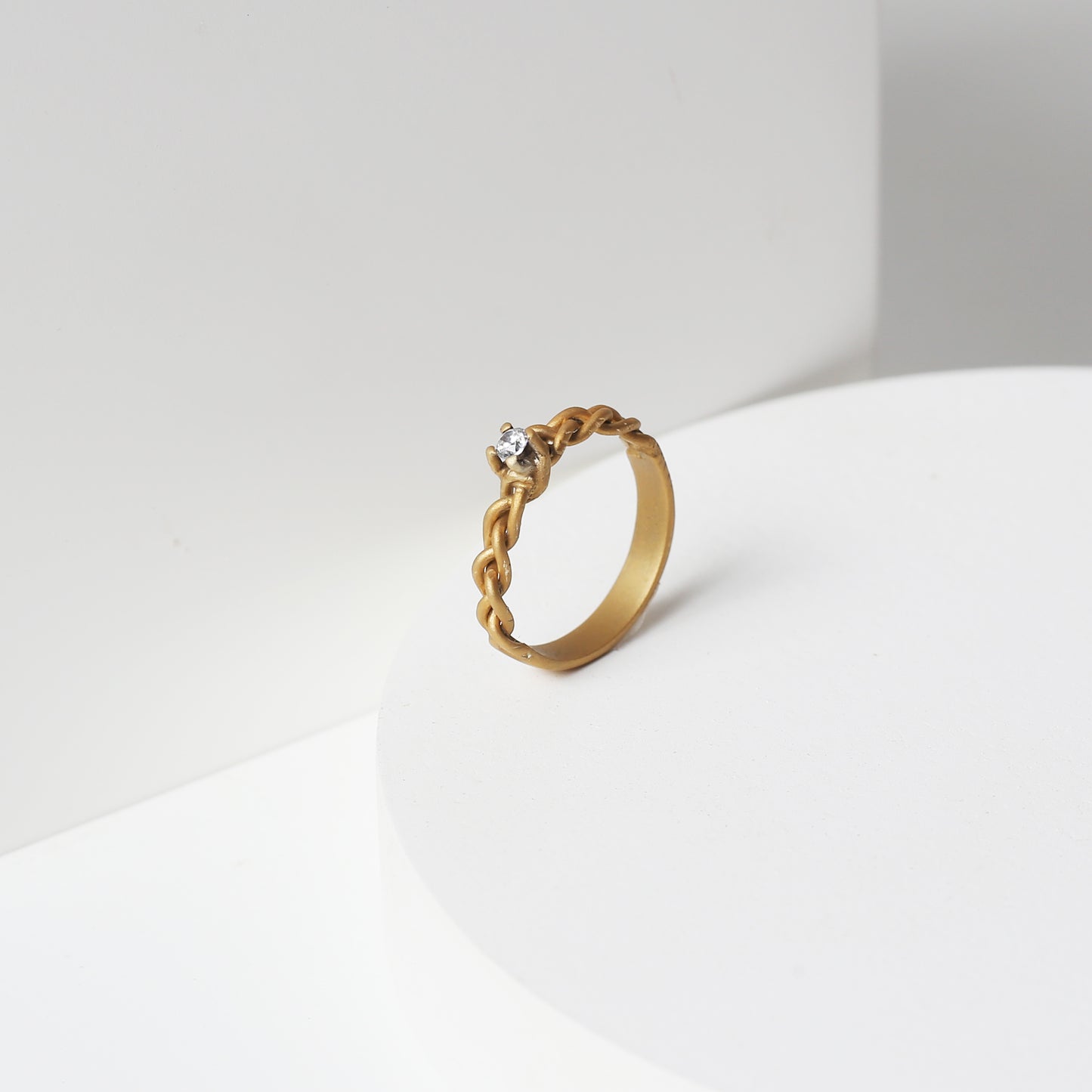 Braided Hammered Gold Doff