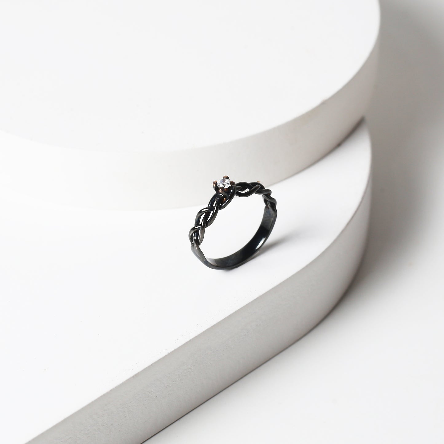 Braided Ring Black Glossy