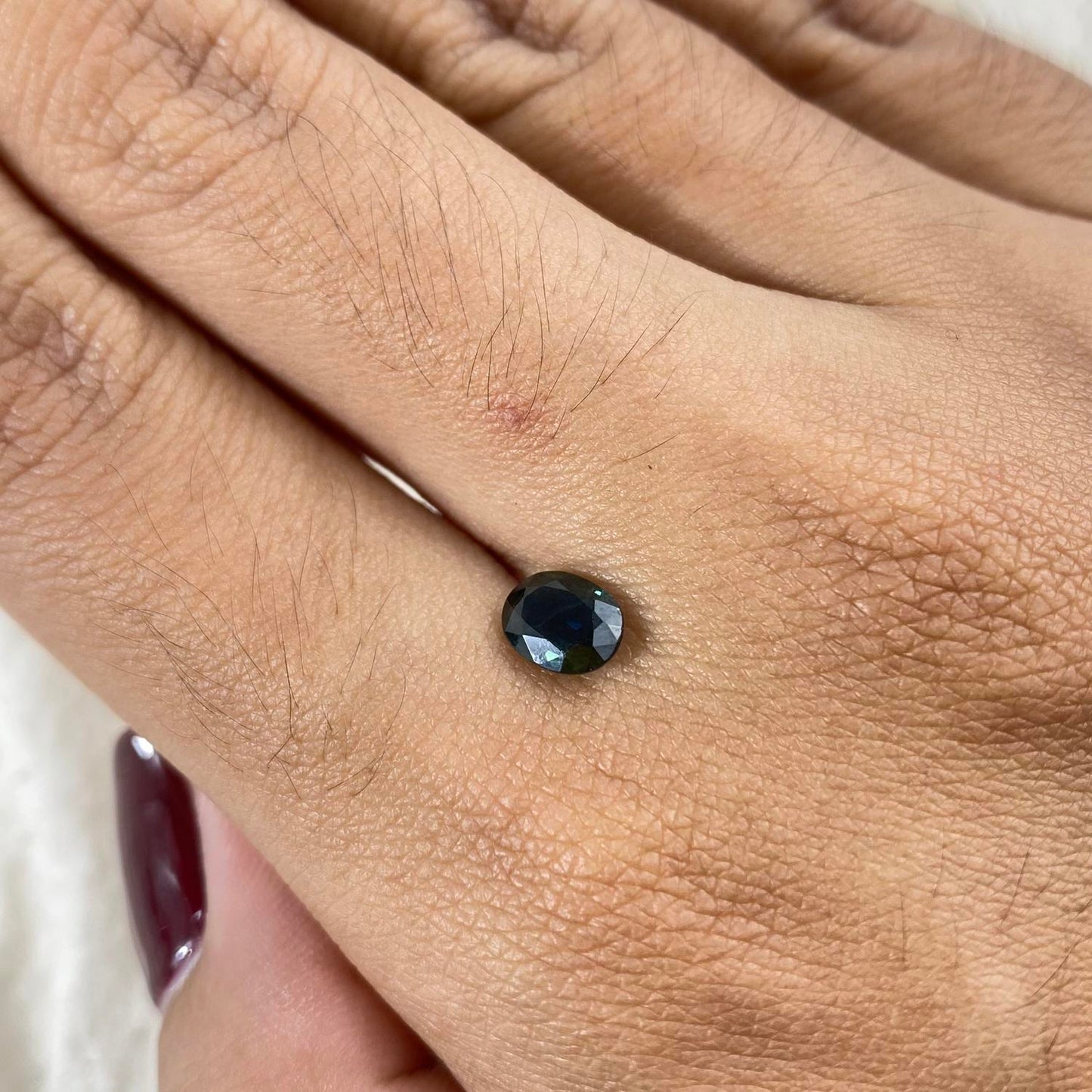 Dark Sapphire Oval 6x5x3mm
