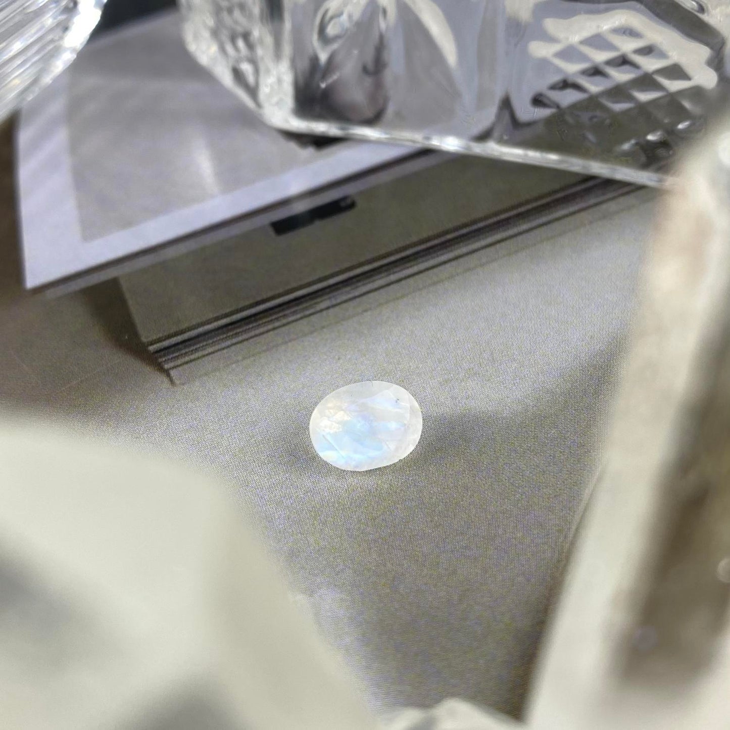 Moonstone Oval 7x9mm natural