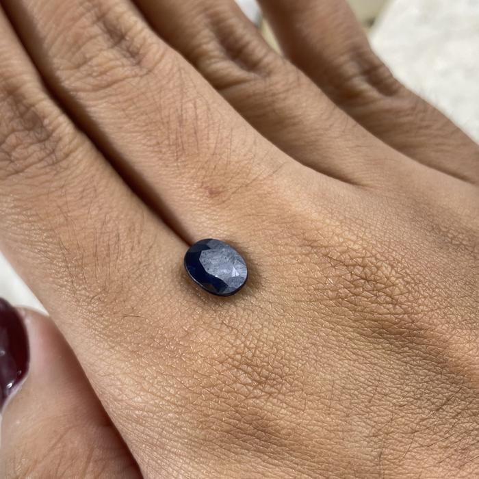 Deep Blue Green Sapphire 8,5 x 6,5mm