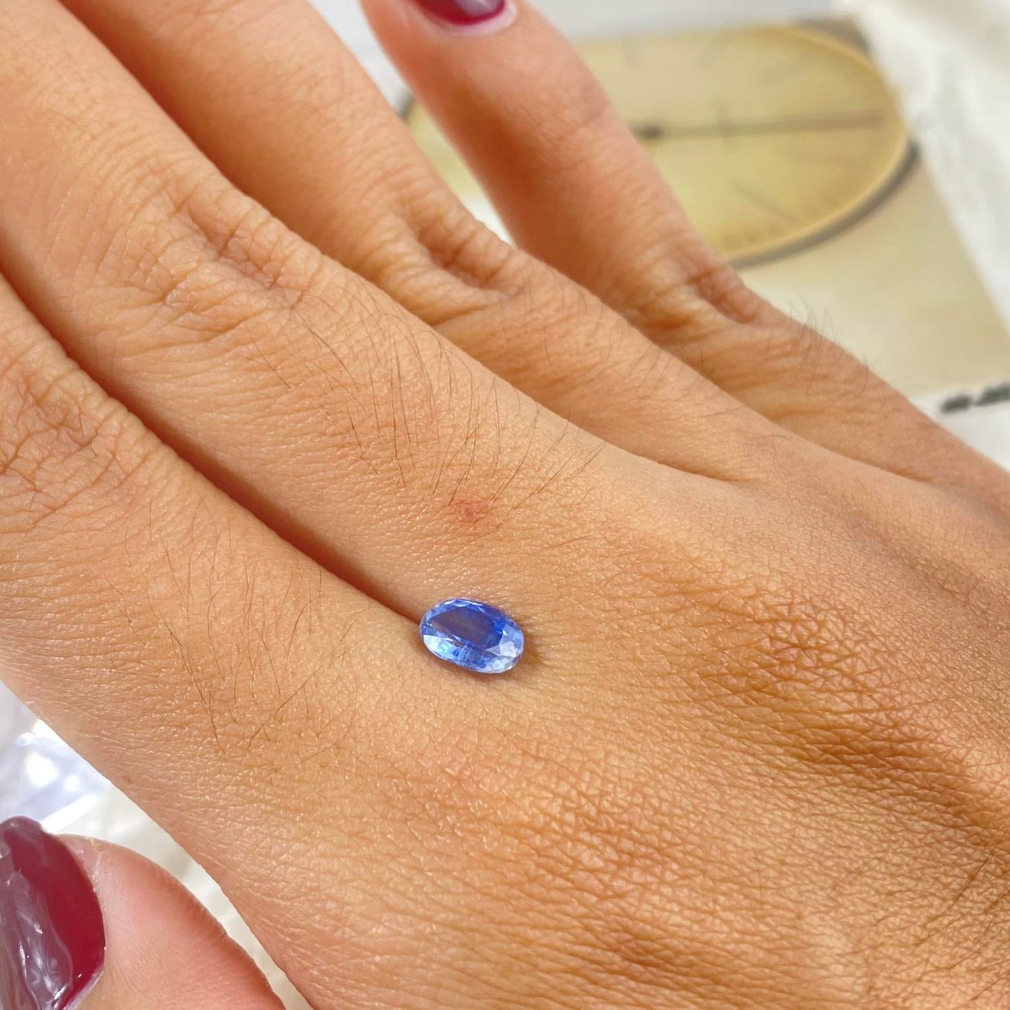 Kyanite Oval 7x5x5mm natural