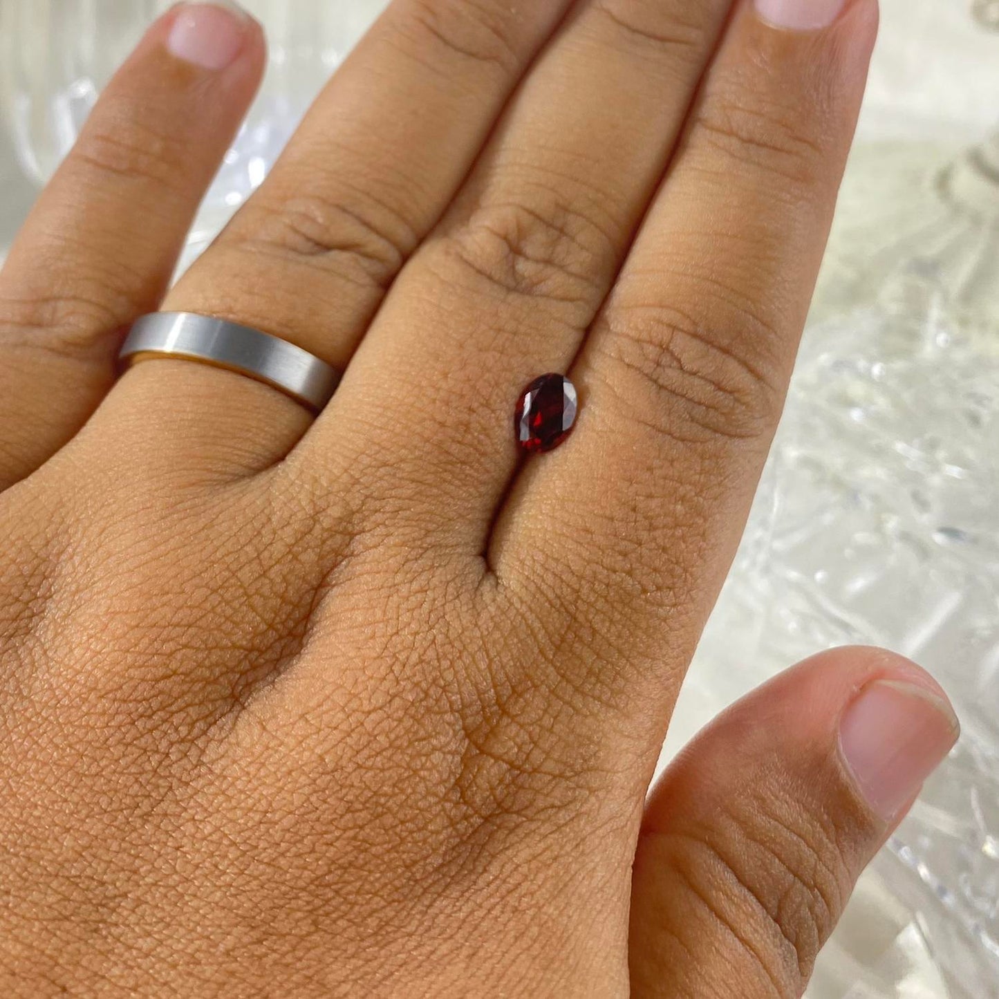 Red Garnet Oval 7x5 mm natural