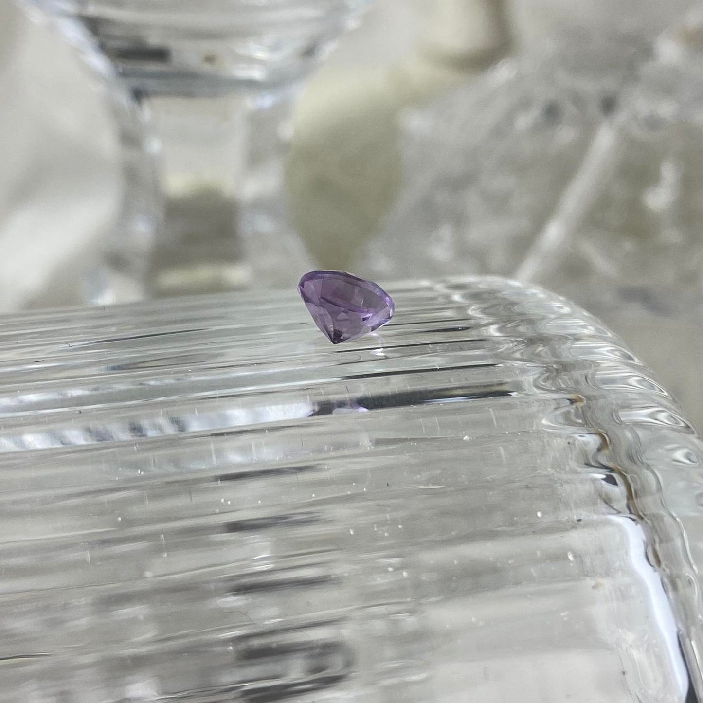 Pale Amethyst Round 6mm natural