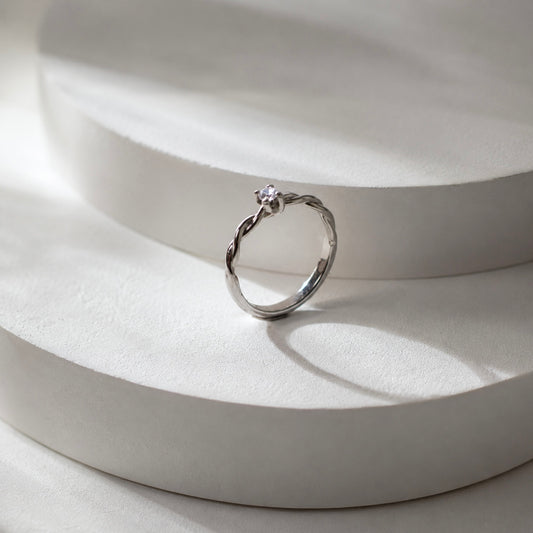 Silang Ring White Glossy
