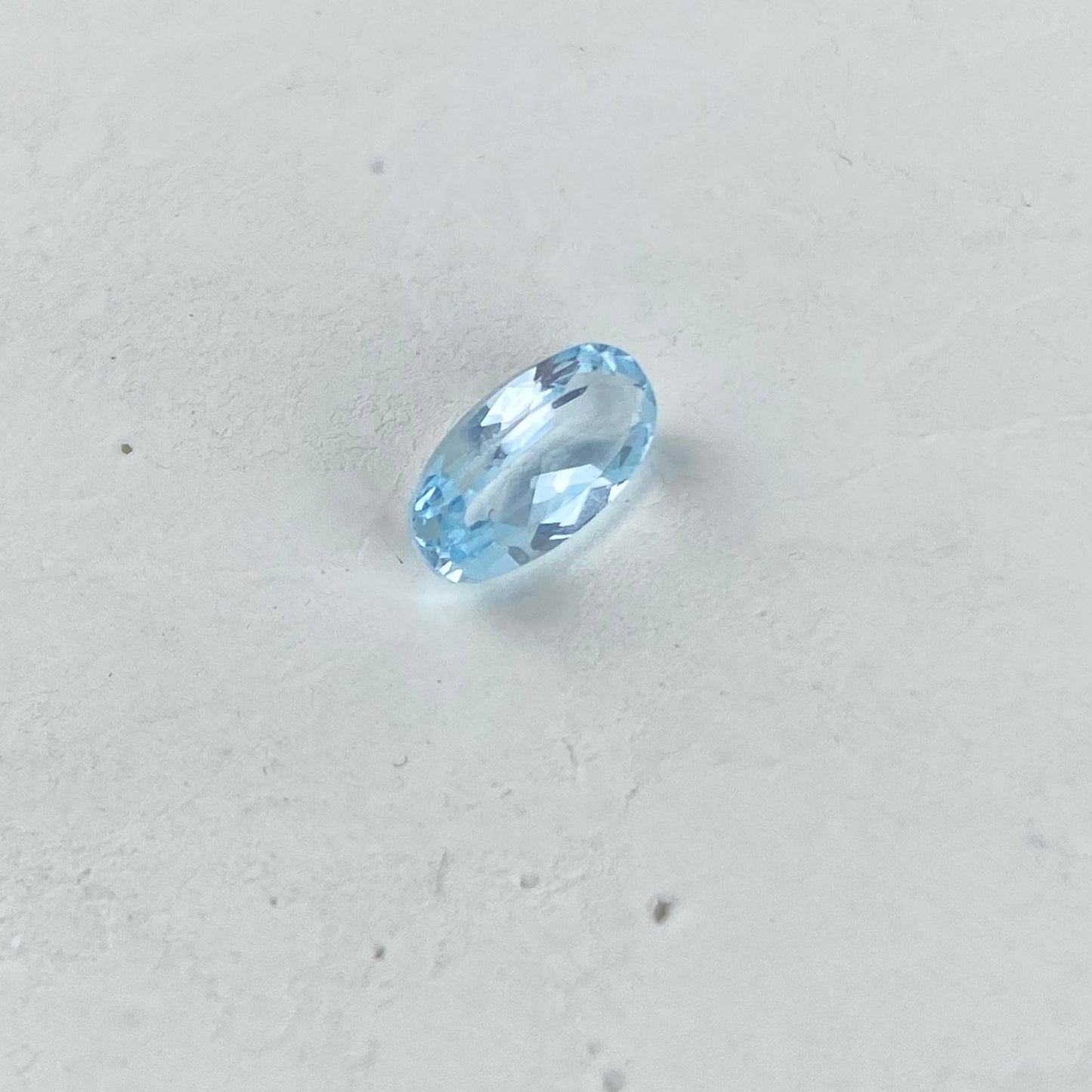 Natural Blue Topaz Oval 1,6ct