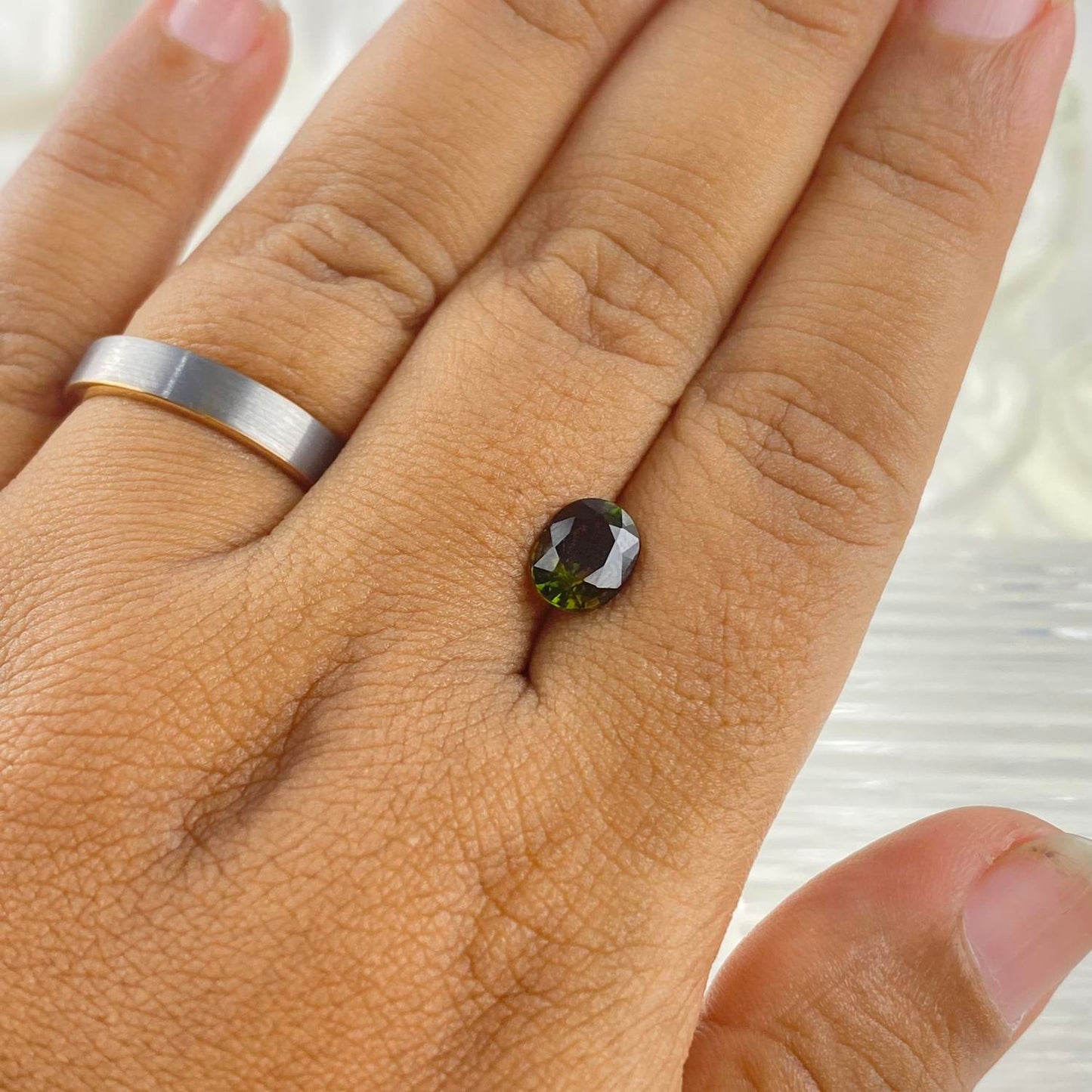 Dravit Tourmaline 1,7 ct 8 x 6 x 4,8 mm