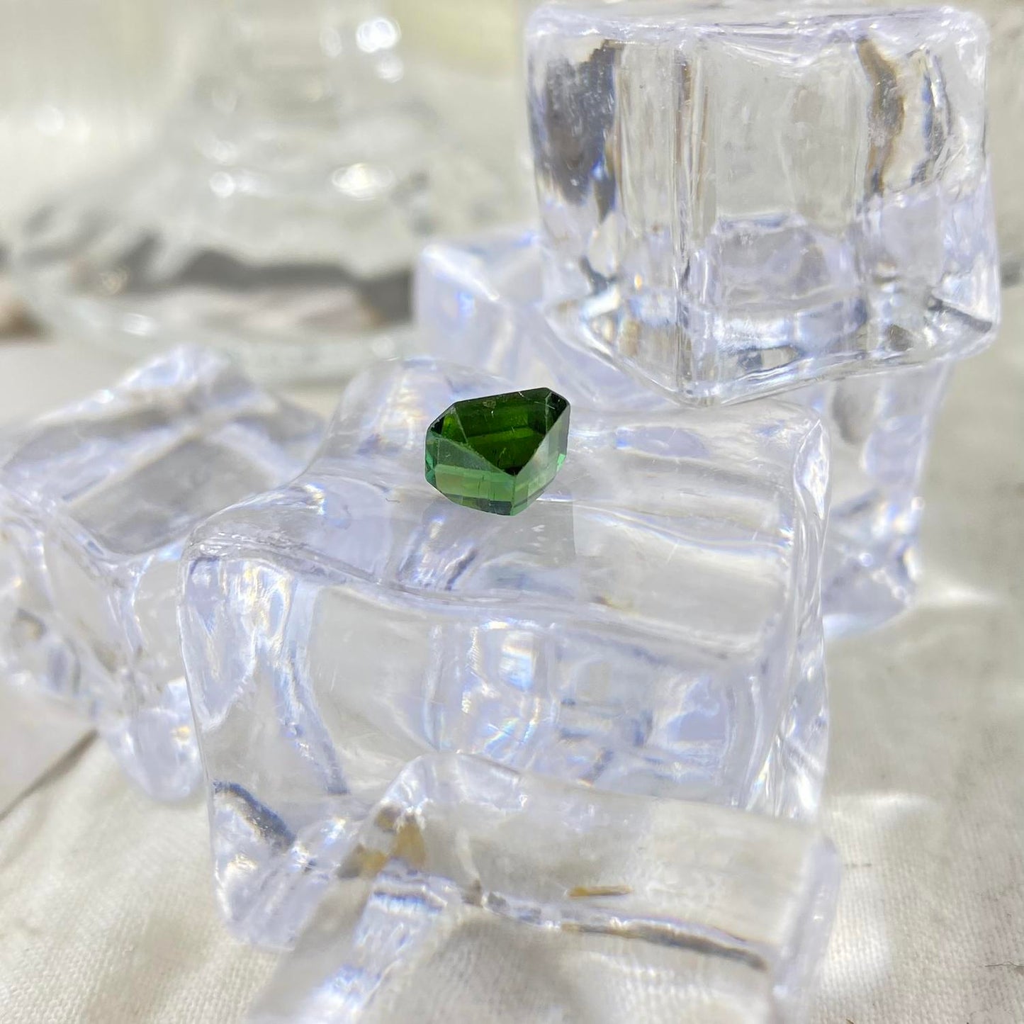 Green Tourmaline Octagon 7x6x5,2 mm