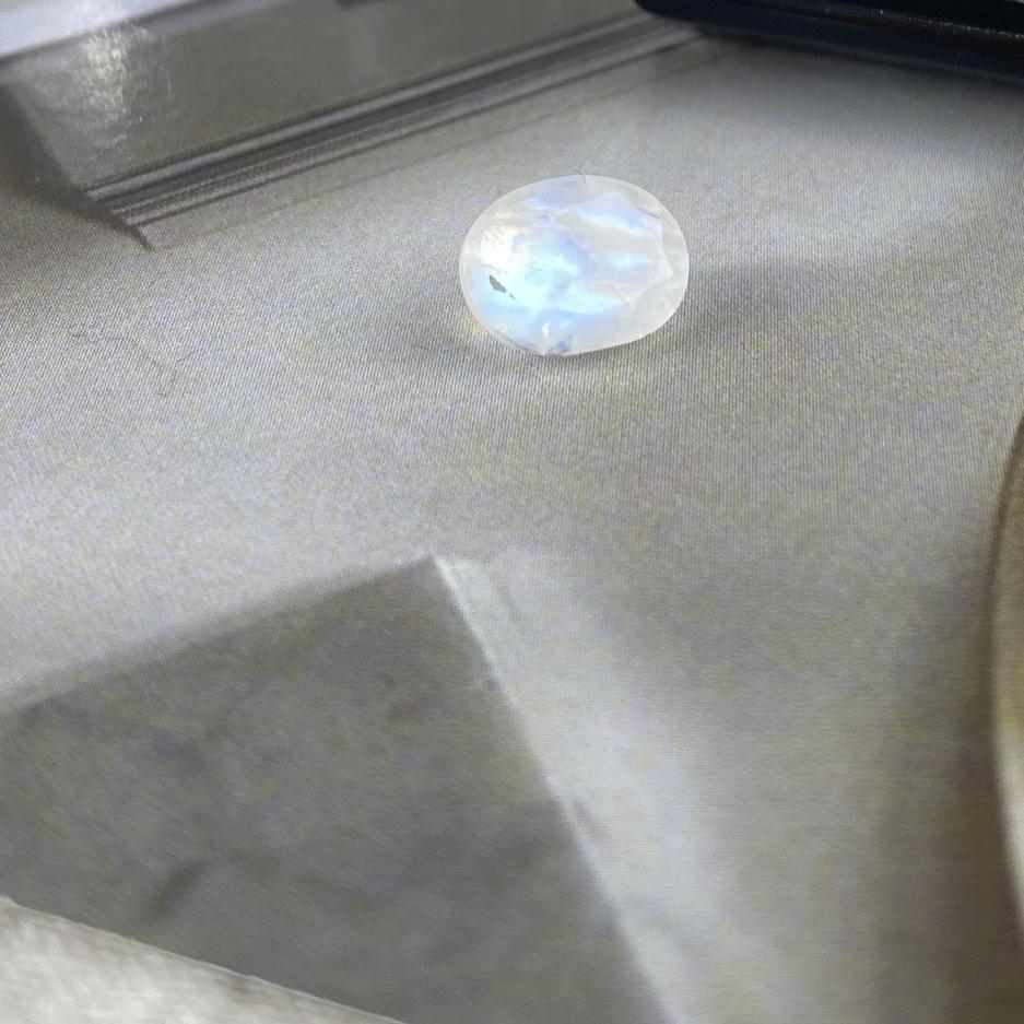 Moonstone Oval 7x9mm natural