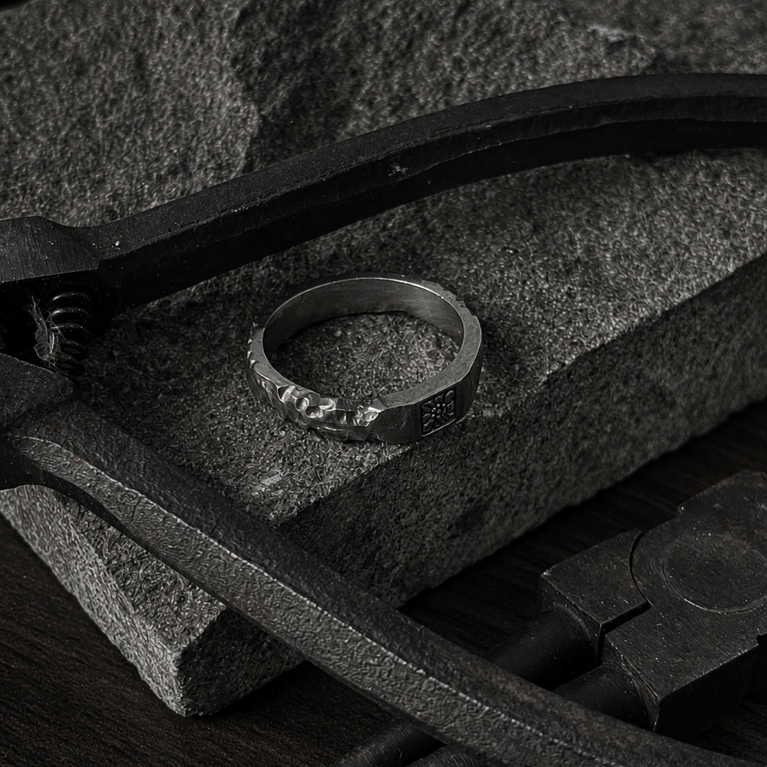 Utpala Ring