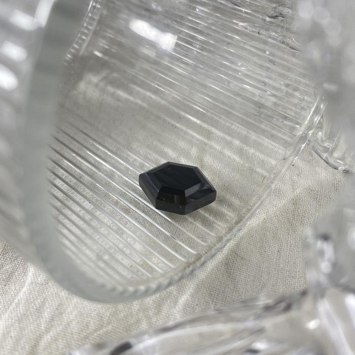 Black Onyx Faceted Hexagon 10 x 16 mm