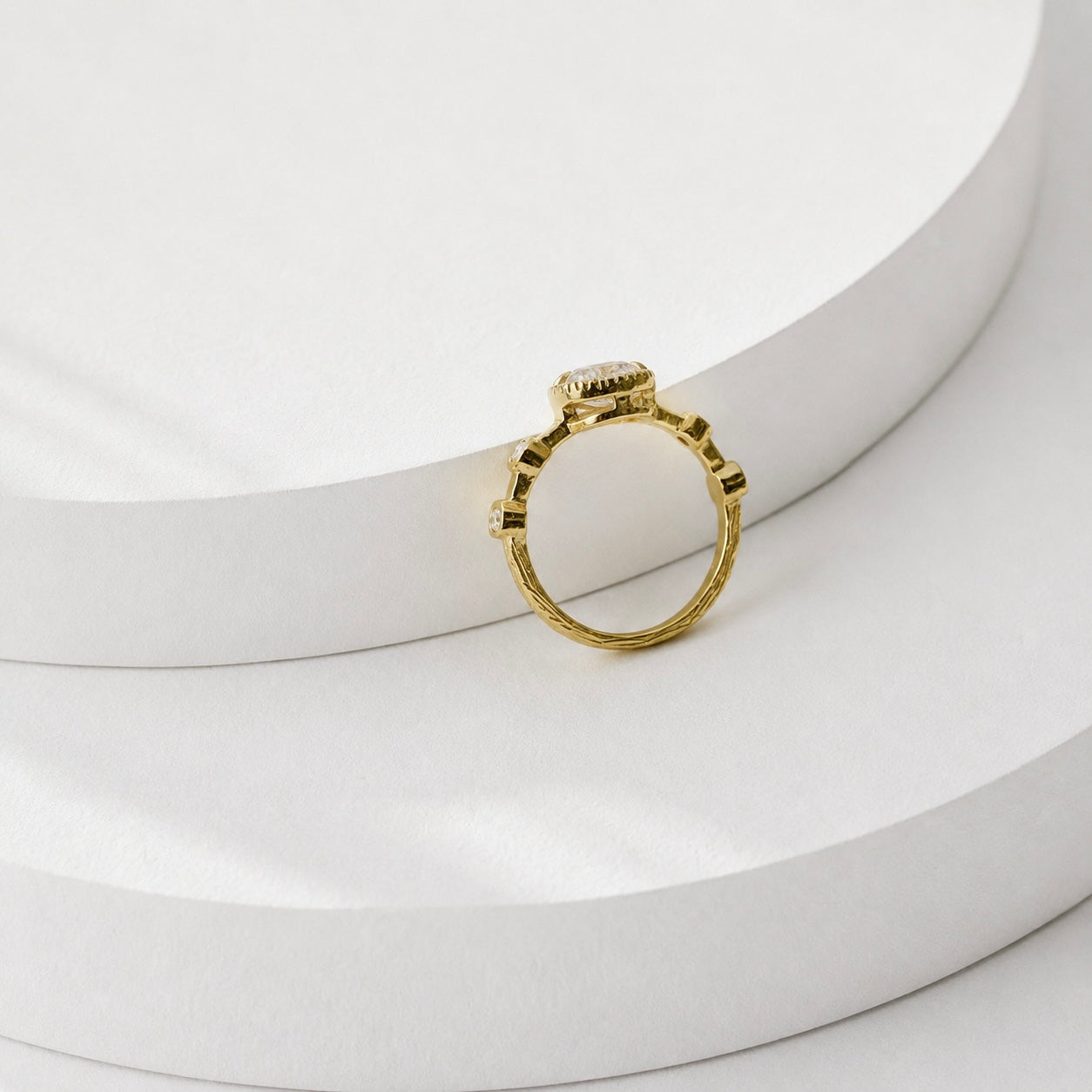 Malai Ring