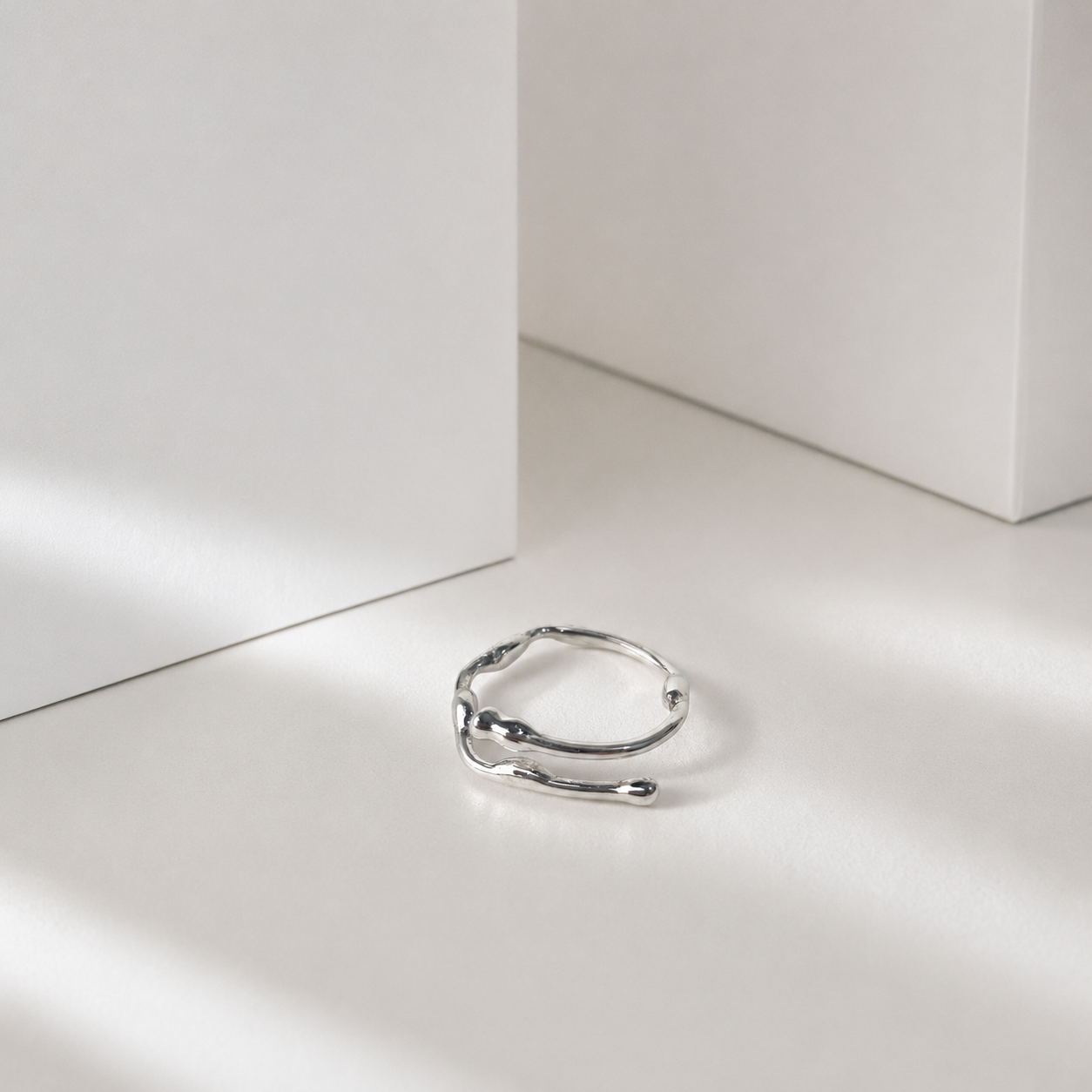 Akar Ring