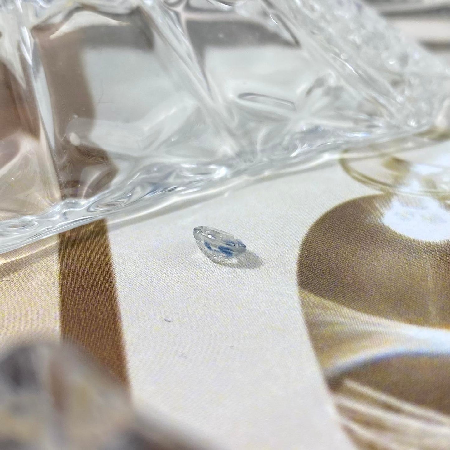 Bicolor Oval Sapphire Chrip 5,9 x 4,5mm