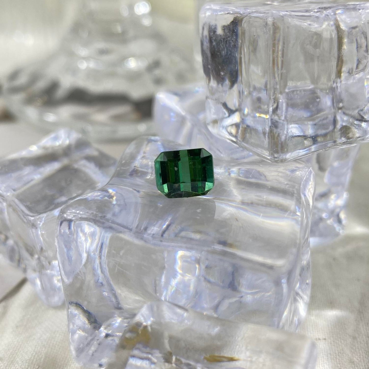 Green Tourmaline Octagon 7x6x5,2 mm