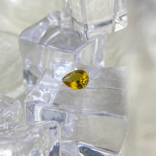 Calibrated Zultanite Pear 8x6 mm