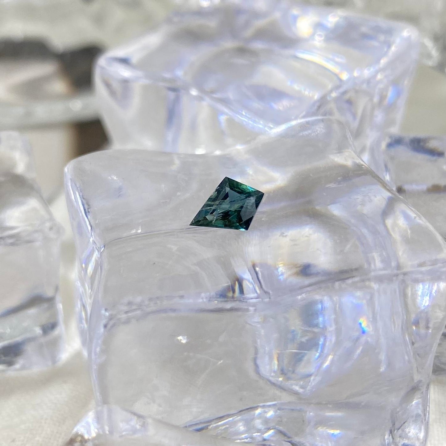 Teal Sapphire Kite 0,46ct 7,6x4,8mm