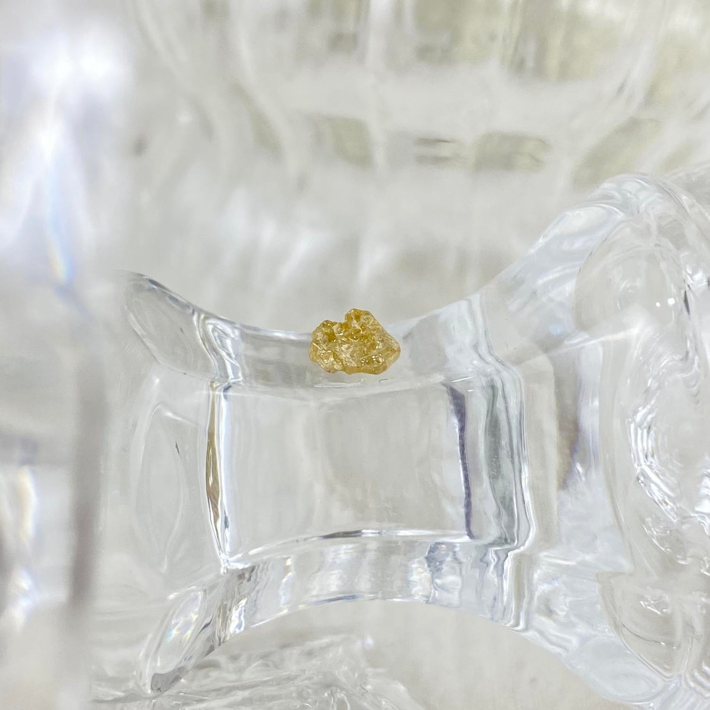 Yellow Diamond Rough 4mm natural