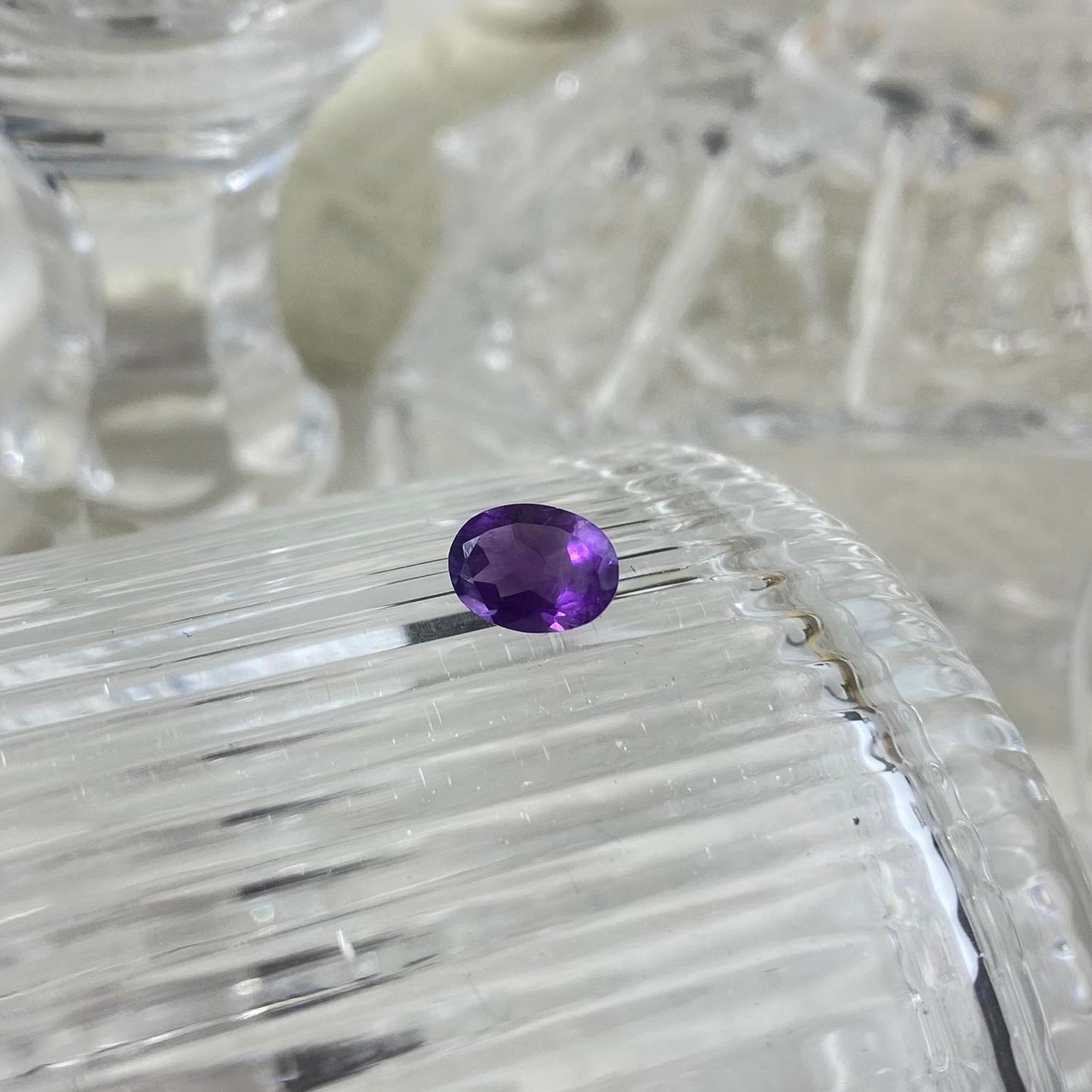Dark Amethyst Oval 8x6mm natural