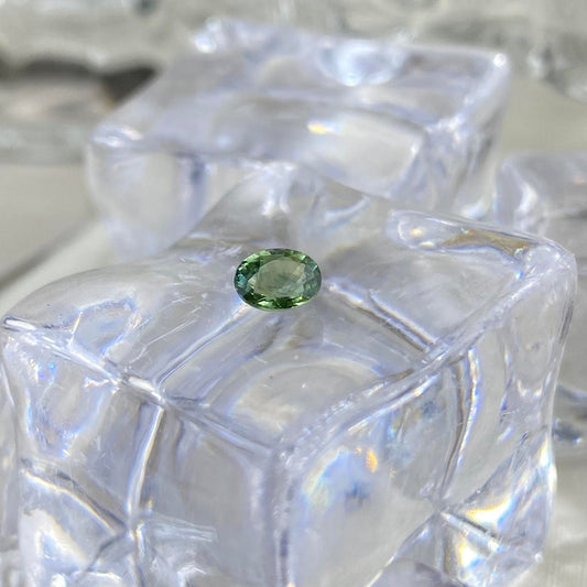 Teal Sapphire Oval 0,53ct 5x4mm